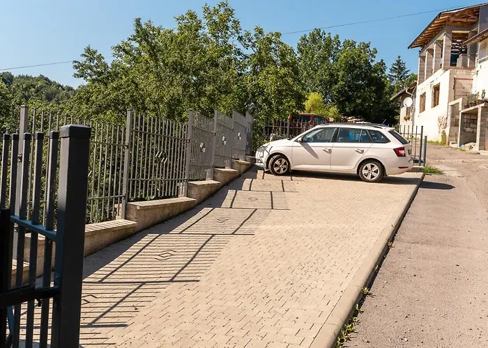 Zámocké Námestie Apartamento